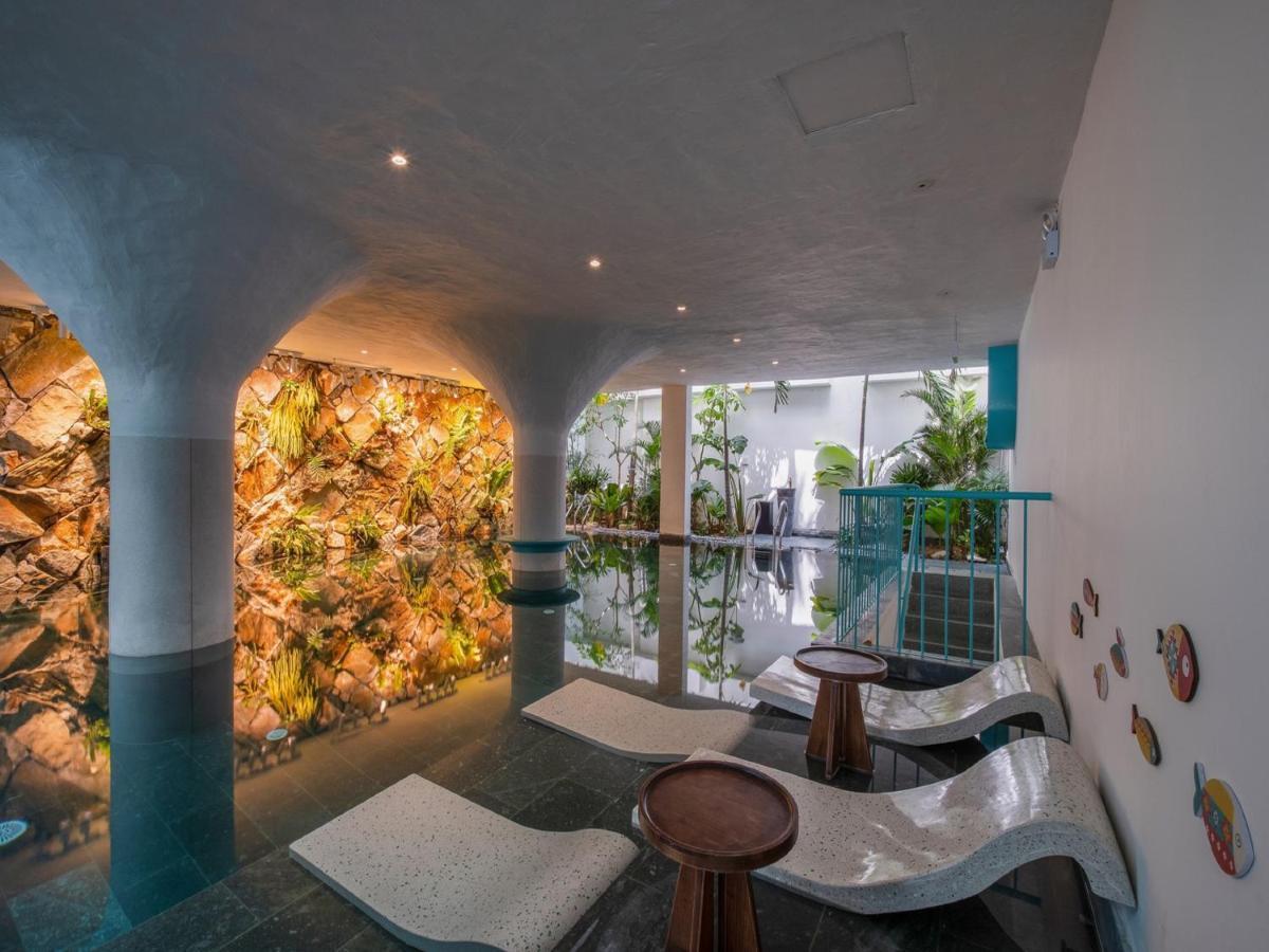 Hotel Le Bouton Da Nang Esterno foto